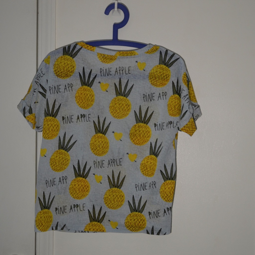 Pineapple Print Tee - Picture 2 of 4